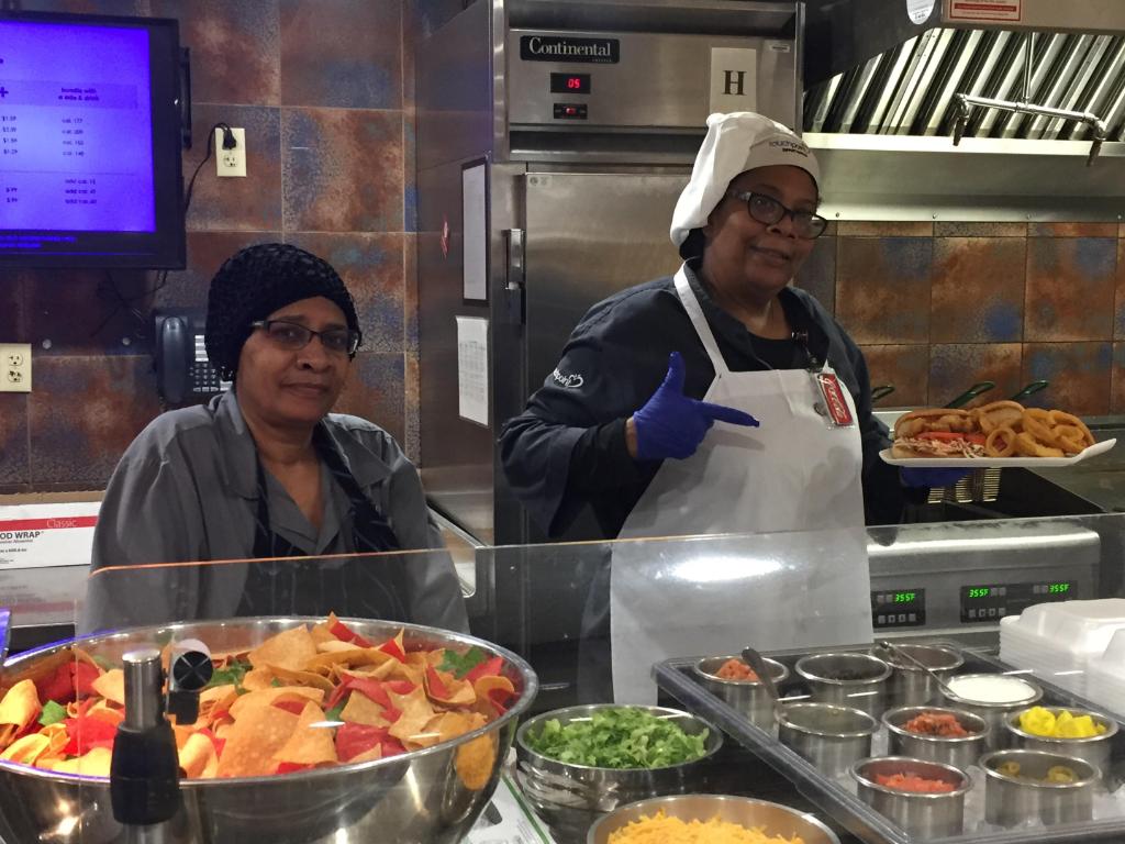 StVincentIN's tweet photo. Join us in thanking all of our TouchPoint associates at our hospitals across Indiana who take great care to ensure that our patients and associates are served delicious meals throughout the day. We appreciate all that you do! https://t.co/WbVrgx6W3G