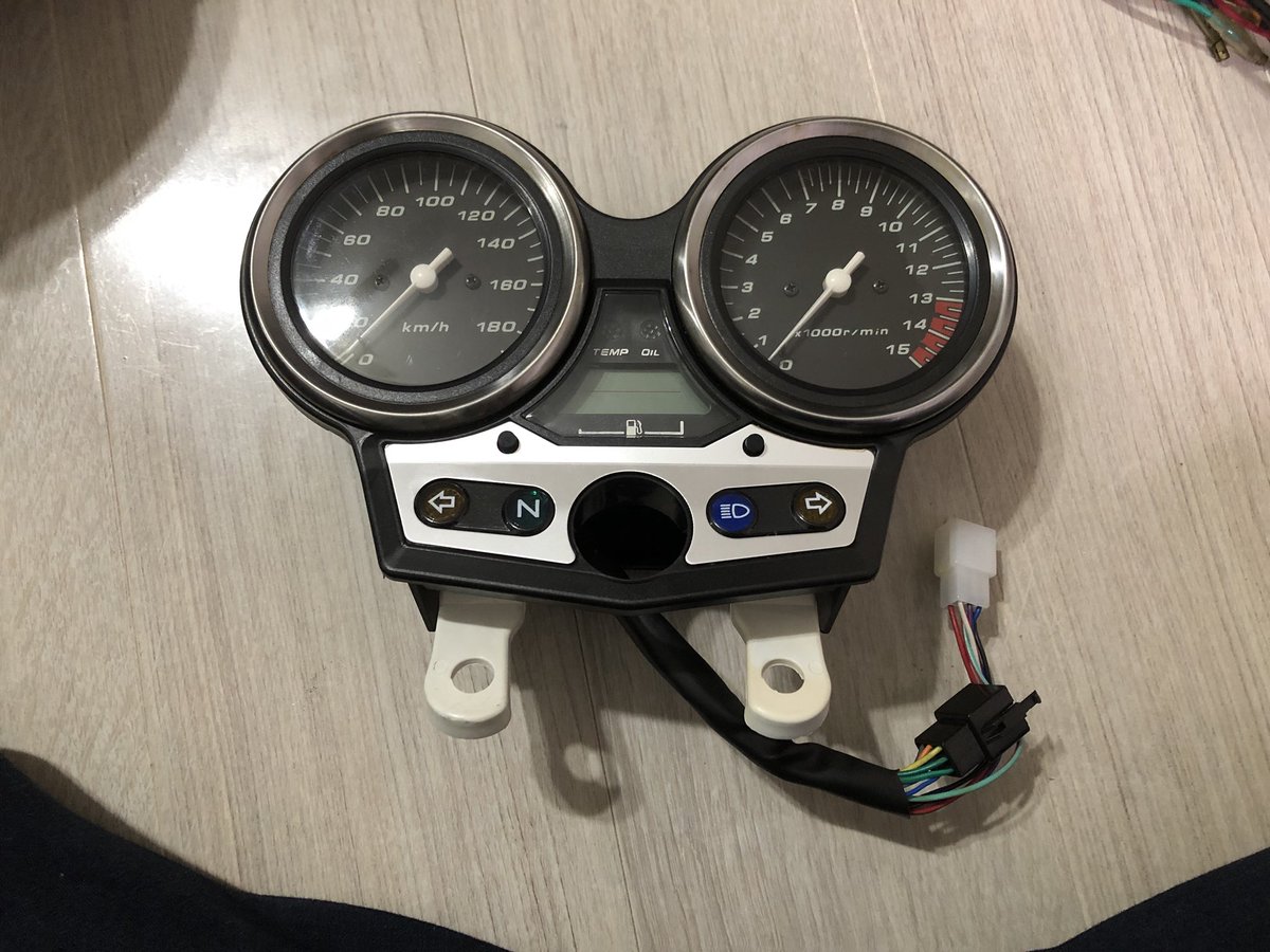 CB400SF_BR's tweet photo. nc39型cb400sfメーター
24000円から
#cb400sf
#nc39
#hypervtec https://t.co/2TKYG6ssoo