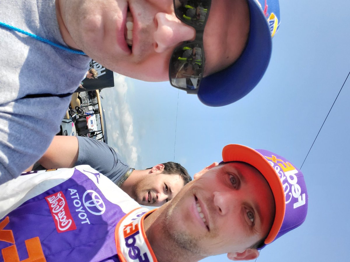 D_Sorber9's tweet image. @dennyhamlin @joeylogano @J_Allgaier @austindillon3 could any of you guys digitally sign these for me thatd be awesome! #digitalautograph