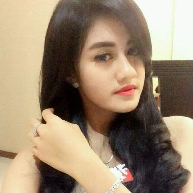 Devi14106360's tweet photo. Silahkan papTT biar bisa nyimak😂
#sugarbaby https://t.co/TdGseE0T1f