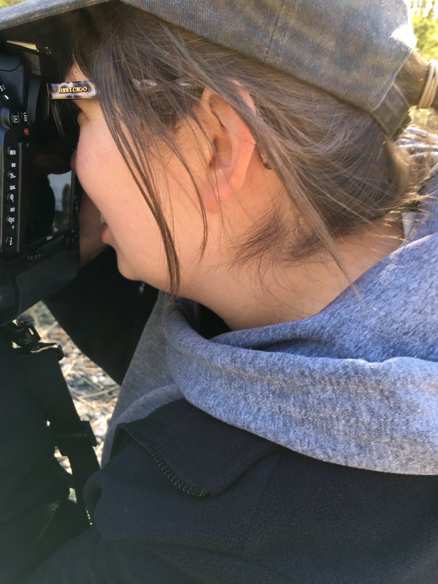 LizHensonPhoto's tweet photo. Here’s the portraits of me in action on today’s walk taken by my 3 year old Darcy. Swipe for the first couple of attempts🤣
#bts #photographeratwork #meinaction #mumlife #3yeatoldphotographer #lockdownphotography #countryside #dailywalk #photowalk #rossendale #walkinginrossendale https://t.co/Gz5EnhVuOD