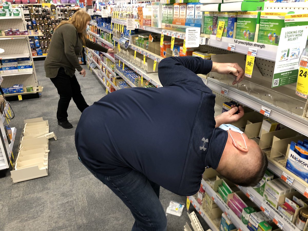 jcoca6's tweet photo. During these times it’s important we work in collaboration to drive results!!! Great day out in region 8 delivering on our commitment to drive great shrink results! #teamwork #R8isGr8 https://t.co/cT4cecFYsu