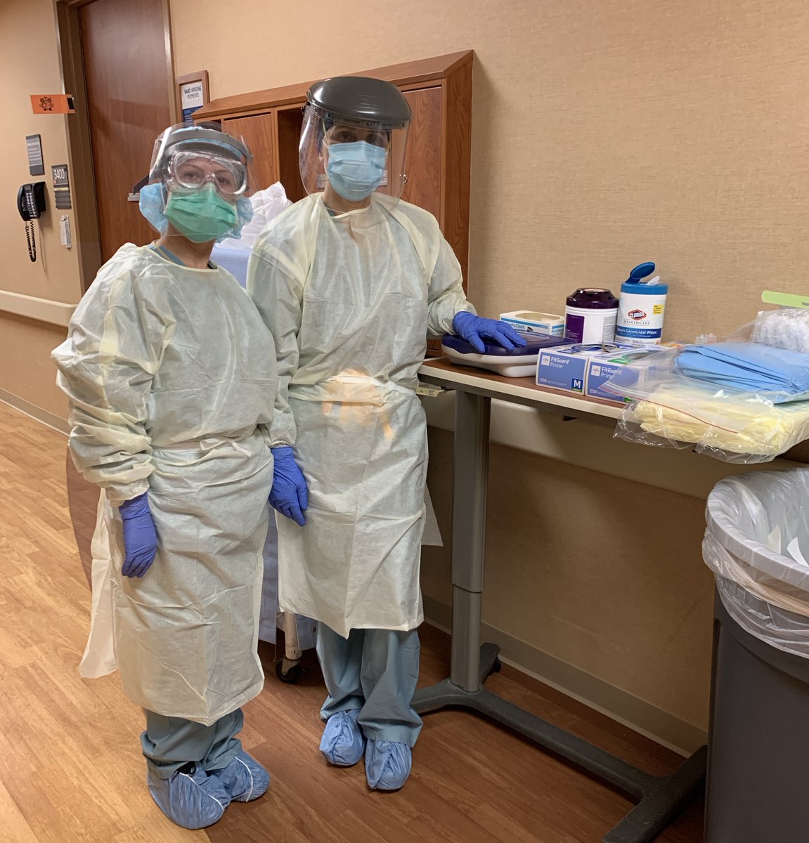 MCHDHealth's tweet photo. We want to thank Henry Ford Macomb Hospital, along with all of our healthcare hero's. You are appreciated more than you know! Stay safe and healthy. #COVID19 #MacombCounty #WeAreAllInThisTogether https://t.co/r5fz6cHxr5