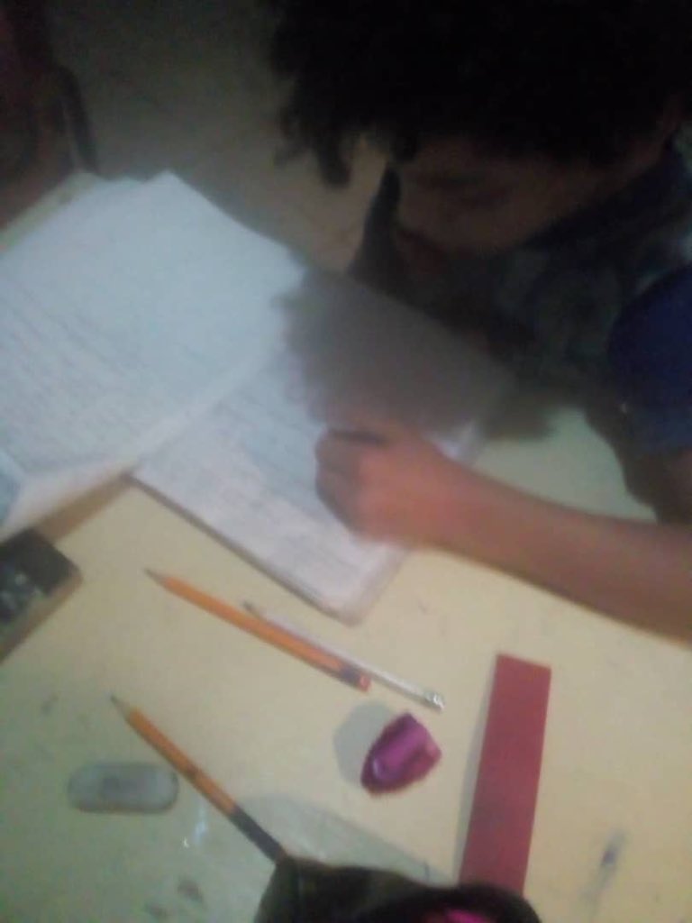 escramirezchaco's tweet photo. #17Abr #LaEscuelaSigueEnCasa #IIIMomento Alumnos de 4to grado plan de lectura. #QuedateEnCasa #LaEscuelaEnCasa @GobiernoTachira @DireDucacionGDT @laidygomezf @mediluis @arriechezorbel https://t.co/C0zovh2FUr
