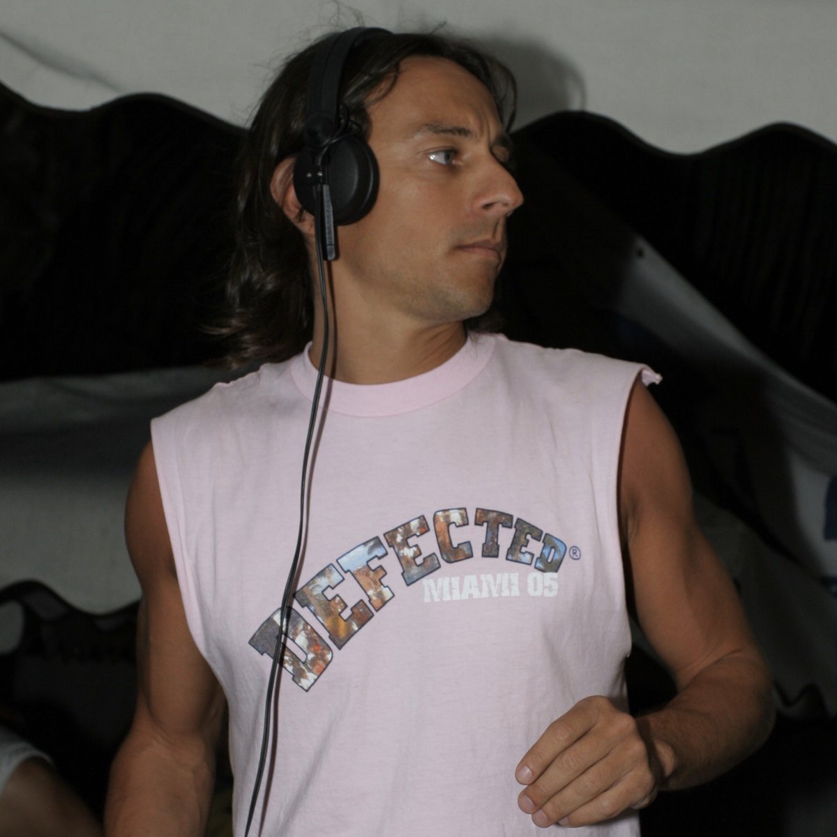 Simon Dunmore tweet media