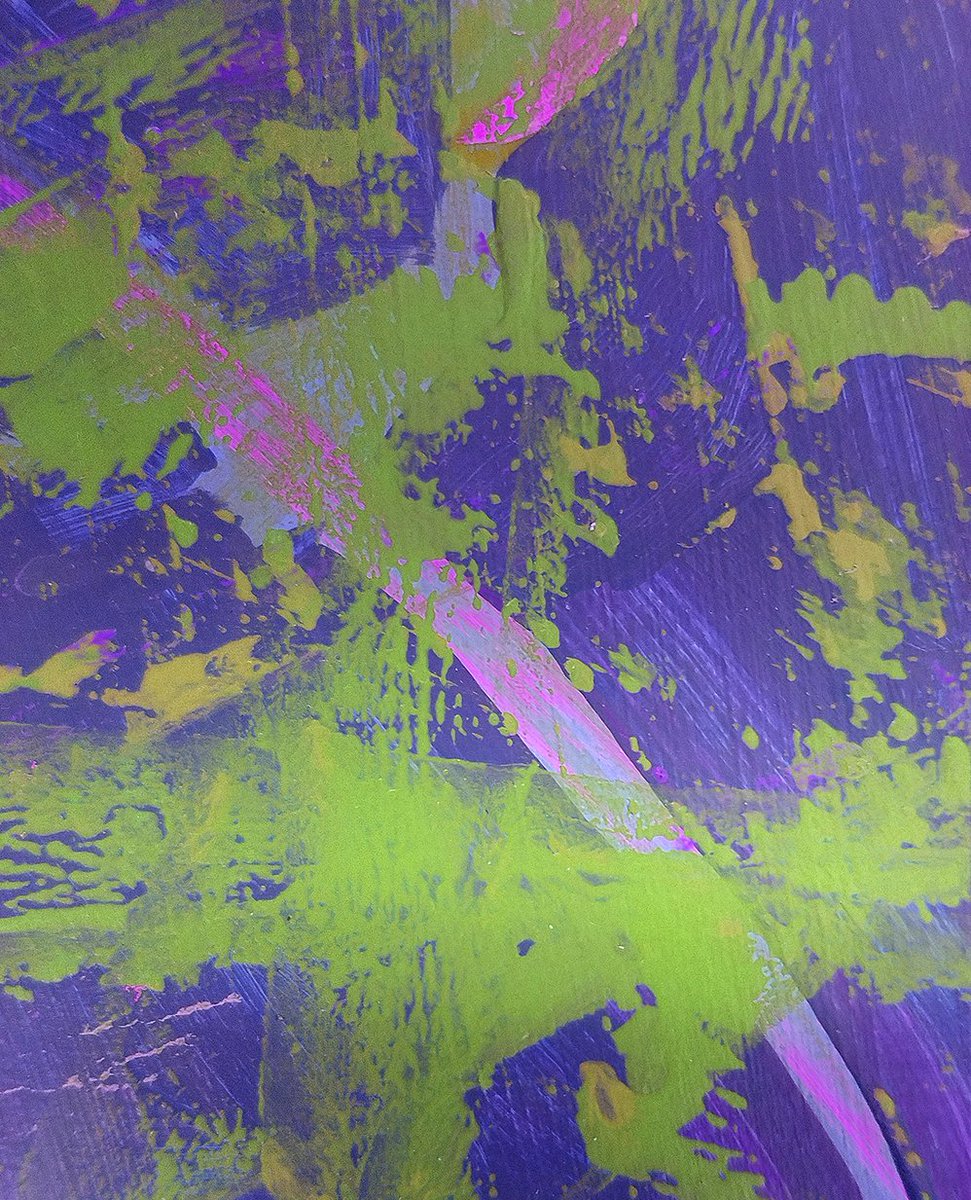 ABB3art's tweet photo. Mark making experiment. Tiny abstract in indigo, brilliant yellow green, and pink.
.
#markmaking #curators #modernart #collectart #interiordesign #artsy #interiordesign #interiordesignideas #artcollecting #rvaartist #aaronbowles3 #aaronbowles https://t.co/OelVBV89oe