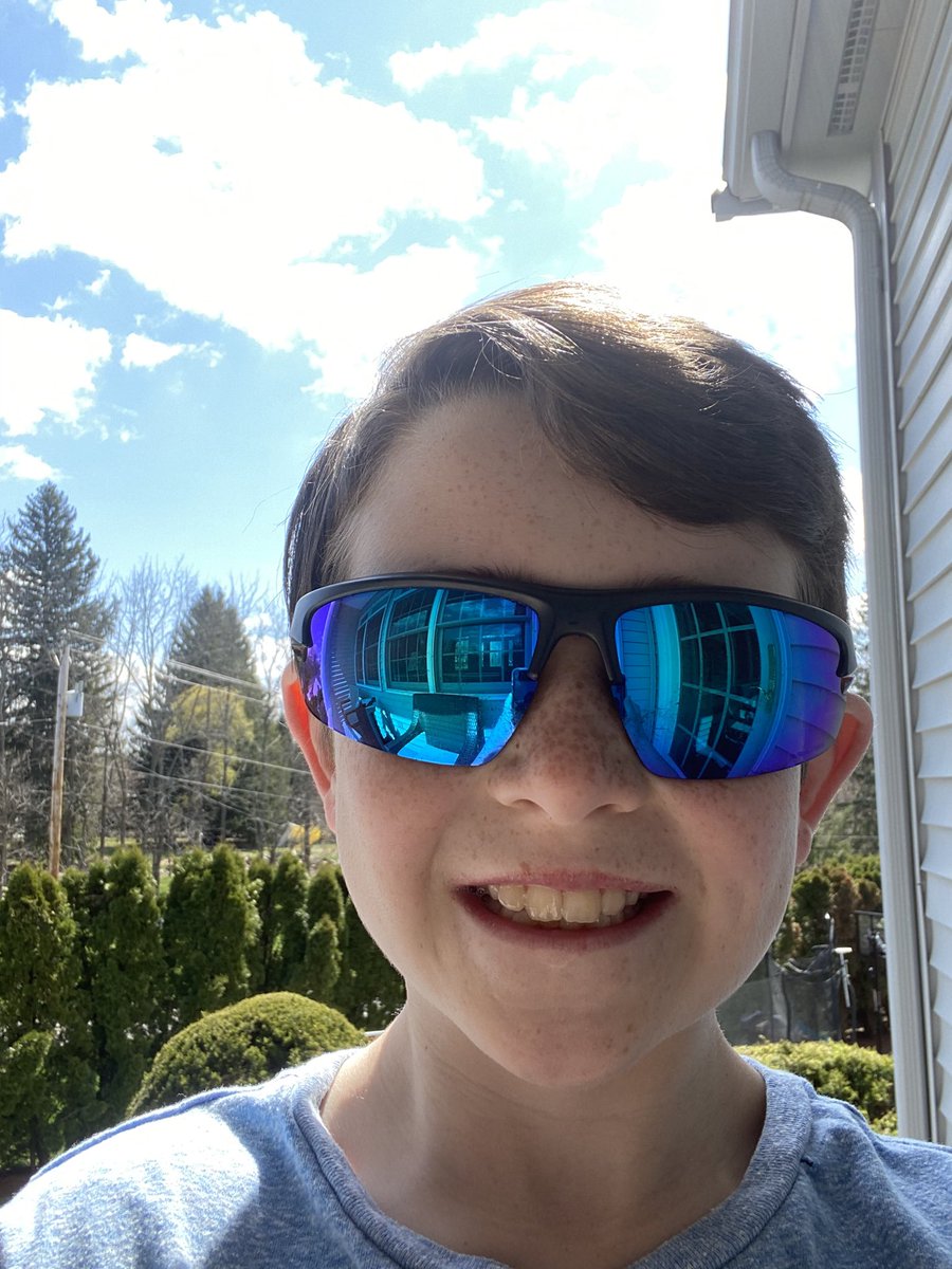 Ntucker111's tweet photo. Evan is blocking out negativity with his cool shades.  Final day of school spirit day 🎉@Jaworek_School @k_a_fisher @JaworekPTO @MPSPanthers https://t.co/aYKCBA3sTl