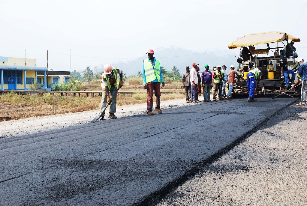 ForumAfriqueExp's tweet photo. Infrastructures. L'Afrique a plus que jamais besoin de fonds d'investissement étrangers - https://t.co/K1DnlyZJfB un développement industriel efficace et continu, l’accès à des infrastructures de qualité est essentiel. Les experts précisent que de bonnes infrastructures permet... https://t.co/QID0ma3R6u