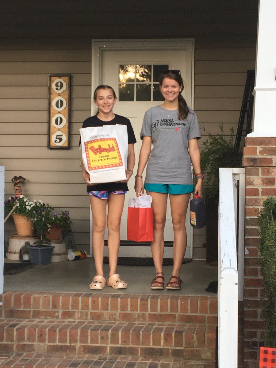 NorthCarolinaFC's tweet photo. The Prairie Family picked up @Bojangles to-go this week and even delivered some food to another family!
Thanks for giving back and helping others in the community during #SponsorToGoWeek!
#WeAreNC https://t.co/JDyBJGSU0d