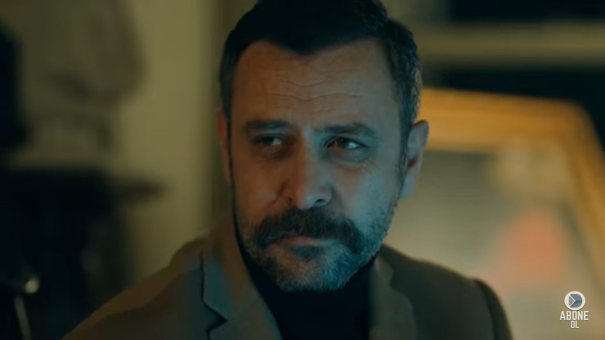Yamac wanted To die while fighting his ennemies,he didnt include his brothers in his war against cagatay because he knew that the outcomes Will be disastrous,so he chosed To challenge cagatay on his own,but he accepted mahsun help because he didnt care about him  #cukur  #EfYam +++