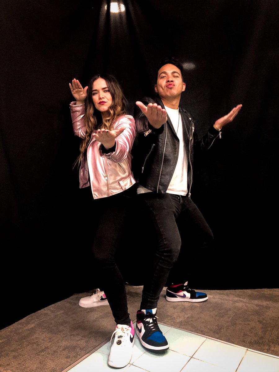 Caravanchela's tweet photo. HOY 6:00 PM nos vemos en https://t.co/KTmRSpseDO para un Live lleno de #FunkyFeeling 🔥
Los esperamos con sus cervezas para que cantemos un rato. Alto plan de Viernes 💣 https://t.co/qYzi972i7f
