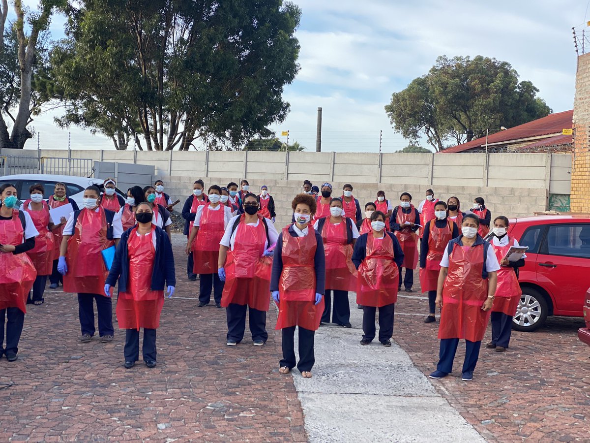 biastef1's tweet photo. OTSM  doing our part as #Essentialservice door to door corona virus screening. Items urgently needed, handsanitizer surgical mask, food and gloves   #COVID19SouthAfrica  #donations #support #Covid19  #frontrunners @nomafrench @DrZweliMkhize @SANCOWC @Heart1049FM #StayHomeSA https://t.co/z0JvqxENmG