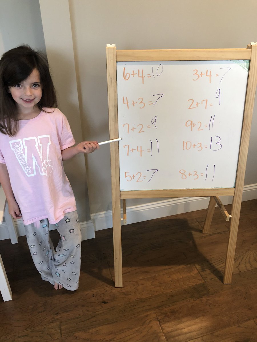 LVE_MenzSLP's tweet photo. Today, she recognized on her own that 7+2 and 2+7 are the same! 🤩. @LVE_Jacobsen #LVElearns https://t.co/VXD5lvDFVz