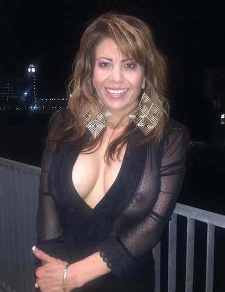 maduras_milf's tweet photo. Una madurita deliciosa😋🥵 https://t.co/fxKVzUxp8w