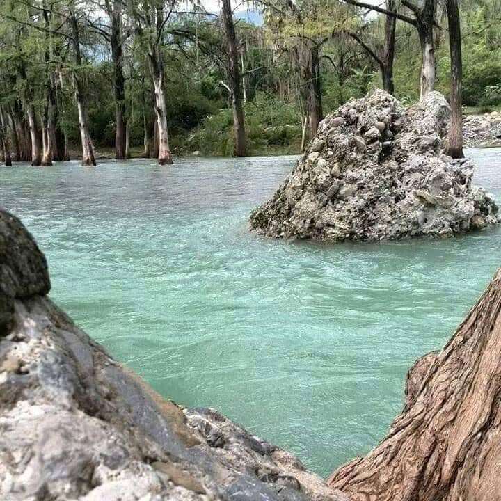 AsiEsMonterrey's tweet photo. A ver raza... donde es? https://t.co/s6a5ROk3bJ