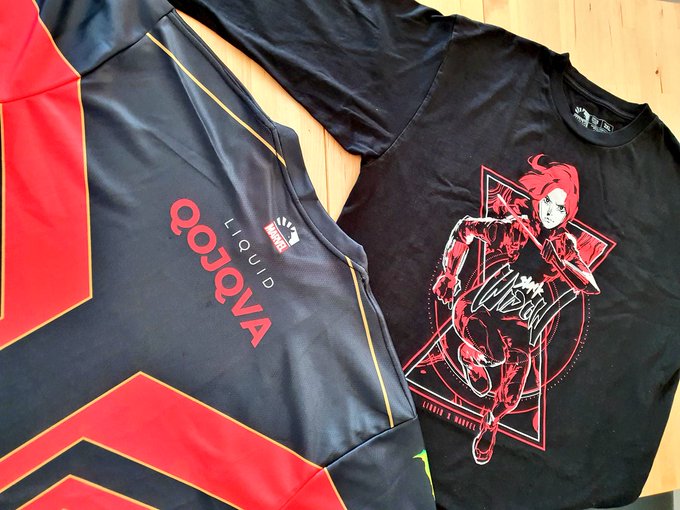 Watch Max Broecker's leaked NSFW photo on TwXstars