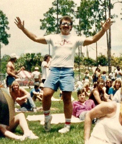 PaulCastronovo's tweet photo. As requested #throwbackfriday #wshe https://t.co/ZZHB5dqOVn