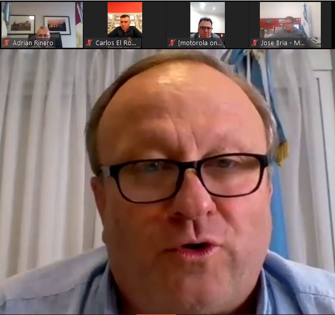 Intendentes y Jefes Comunales Cba. tweet media