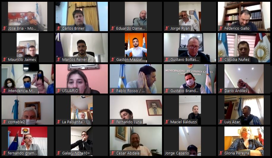 Intendentes y Jefes Comunales Cba. tweet media