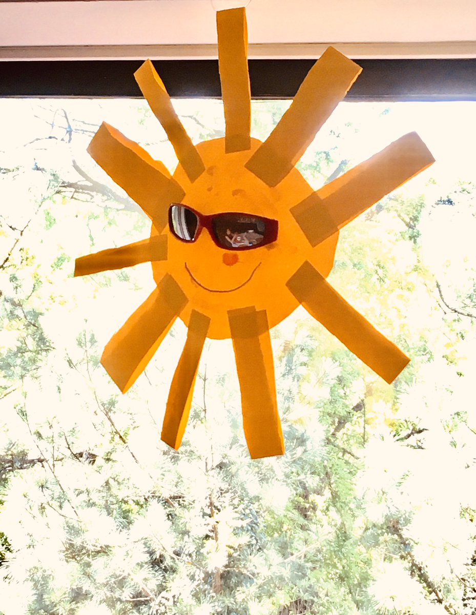 TikiVideos's tweet photo. Happy Friday!
🤗
😘
#soleil #weekend #mood #vendredi #onsoccupe #onsamuse #activitesmanuelles #enfants #fridayvibes #sun #sunshine #artsandcrafts #kidsart #gettingcreative #keepthembusy #smile #goodvibes #fun #kids #stayhome #toddlers #picoftheday #tikifunkids https://t.co/oWEt98P69I