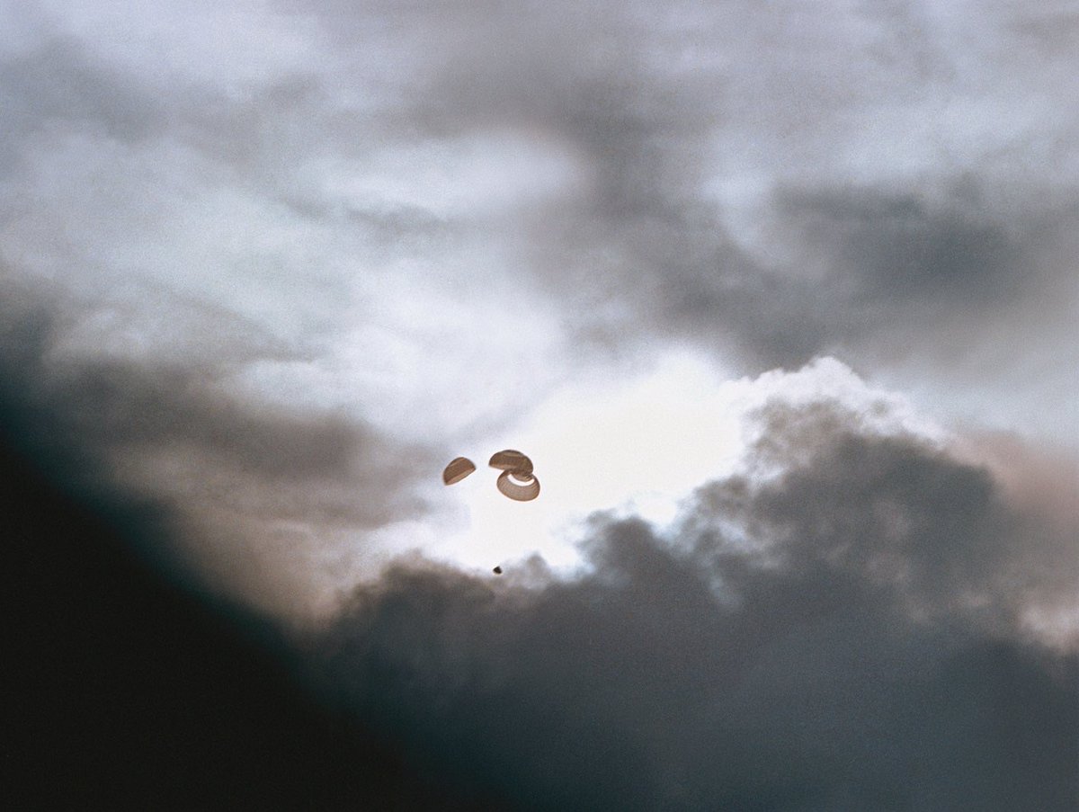 AstroMCollins's tweet photo. Relief! April 17 1970. The world watched as the #Apollo13 astronauts made their return to earth.

📷: #Apollo13InRealTime https://t.co/sVFsH6yR0D