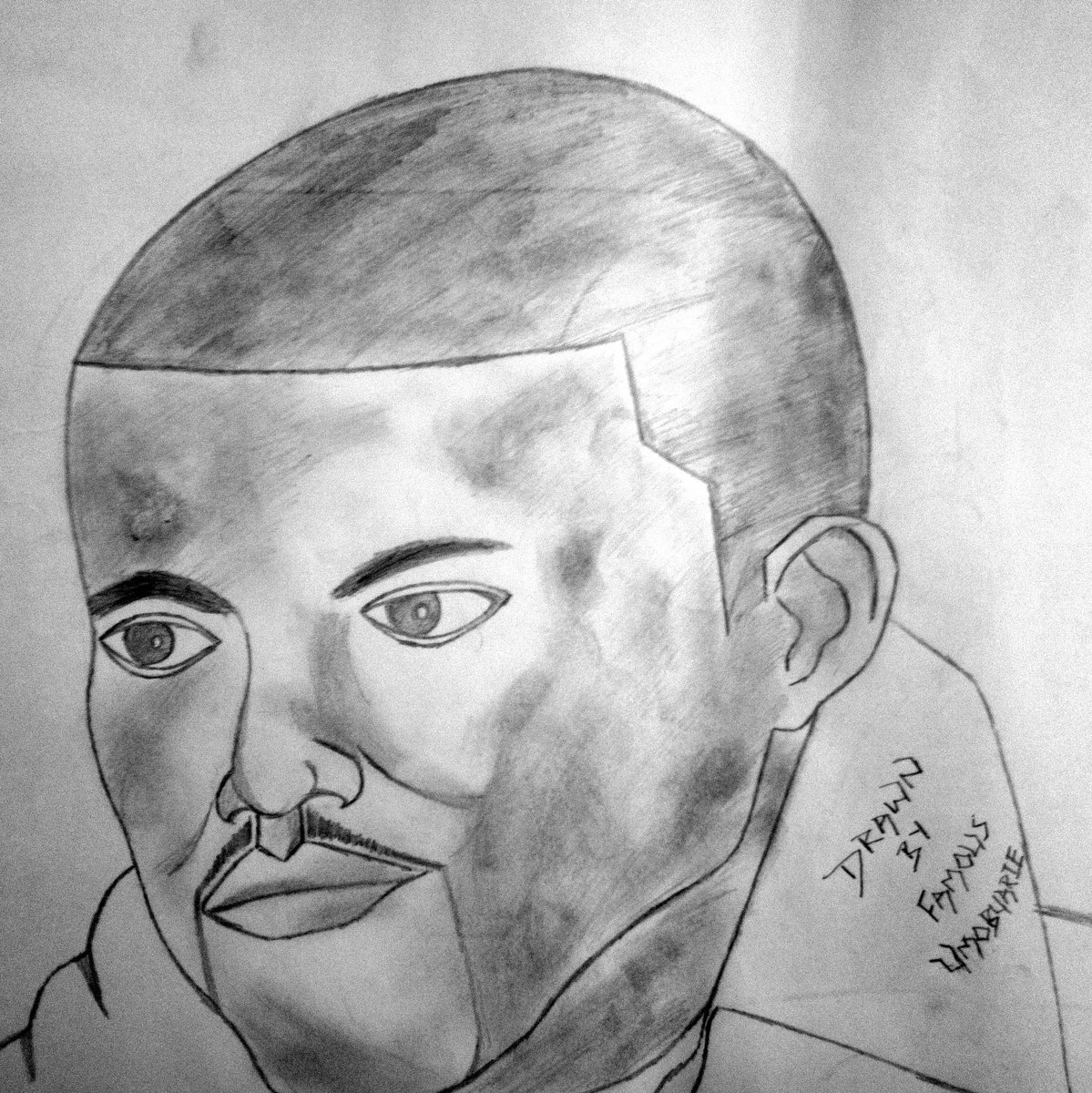 fameidentity2's tweet photo. My Drawing Growth
2014.                                          2018

#WeAreNigerianCreatives https://t.co/KmPFzksh1a