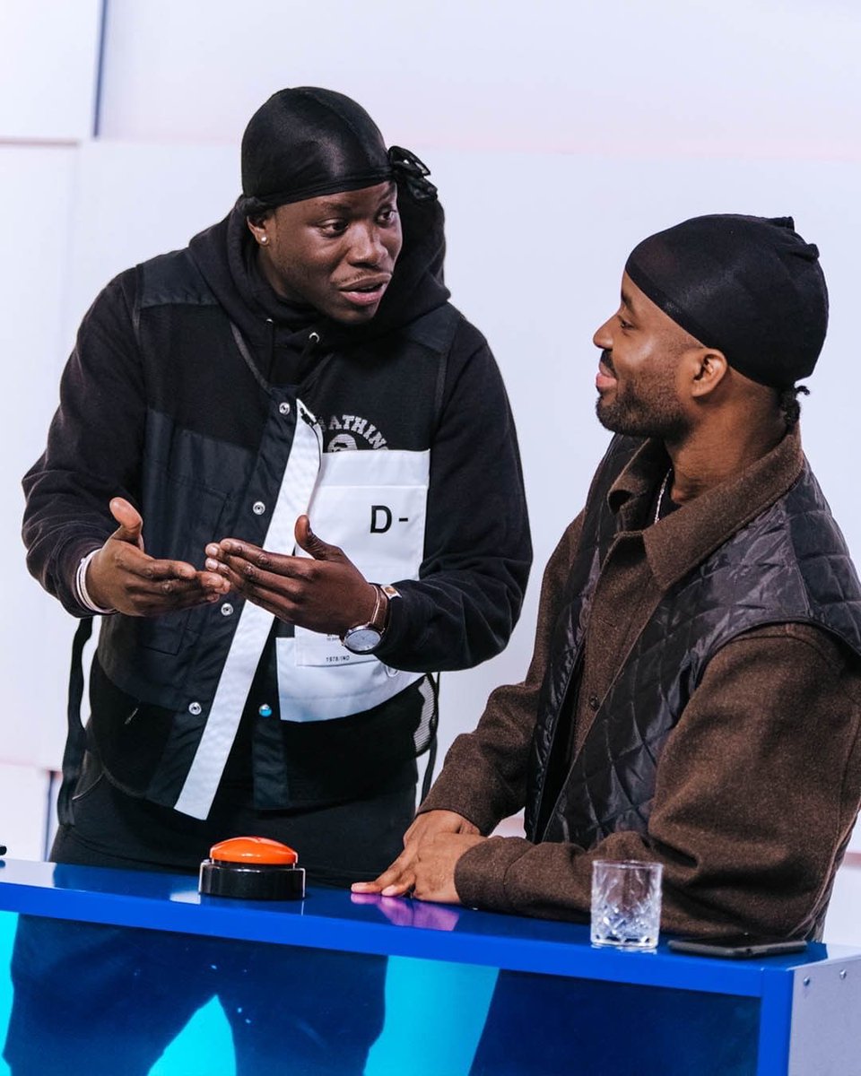 “Frérot arrête de crier IYAAAH et donne des réponses un peu“ 😭

<a href="/Piwayseven/">Nevesyawip</a> &amp; <a href="/SPRINOIR/">S.PRI NOIR</a> étaient associés face à <a href="/HornetLaPeuf/">La Peuf</a> et Lockman dans Rap Jeu présenté par <a href="/MehdiMouse/">Mehdi Maïzi</a> 🎤

📸 <a href="/ApollineCornuet/">Apolline Cornuet 📸</a> 

L'émission est dispo ménnés youtu.be/nqfrrhHUKFk