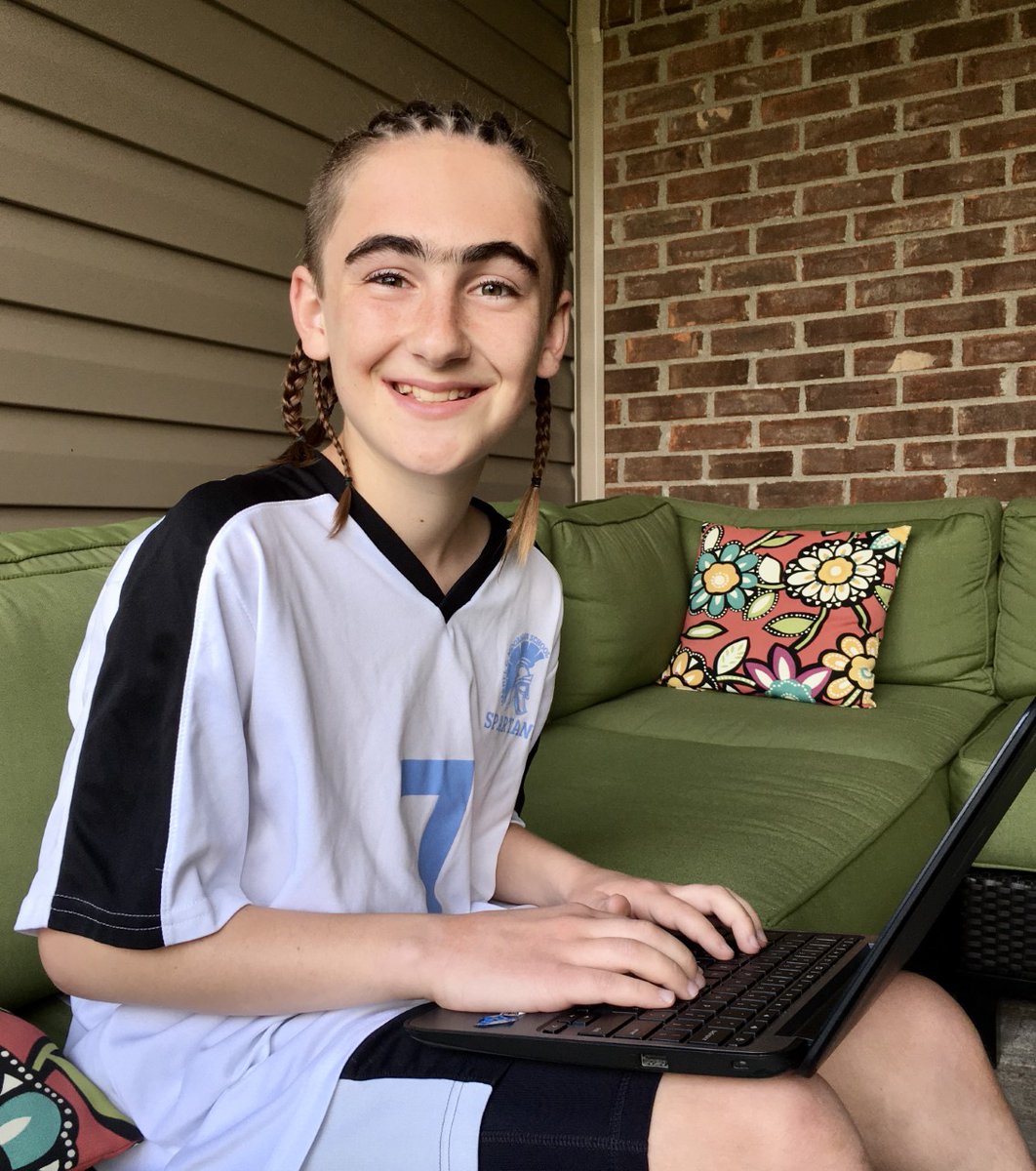 All Smiles!  Happy Friday! #HealthyAtHome #SCNTIDays @MCMSbigs @MCMSpartanAP <a href="/MCM_Principal/">Donna Jones Hocker</a>