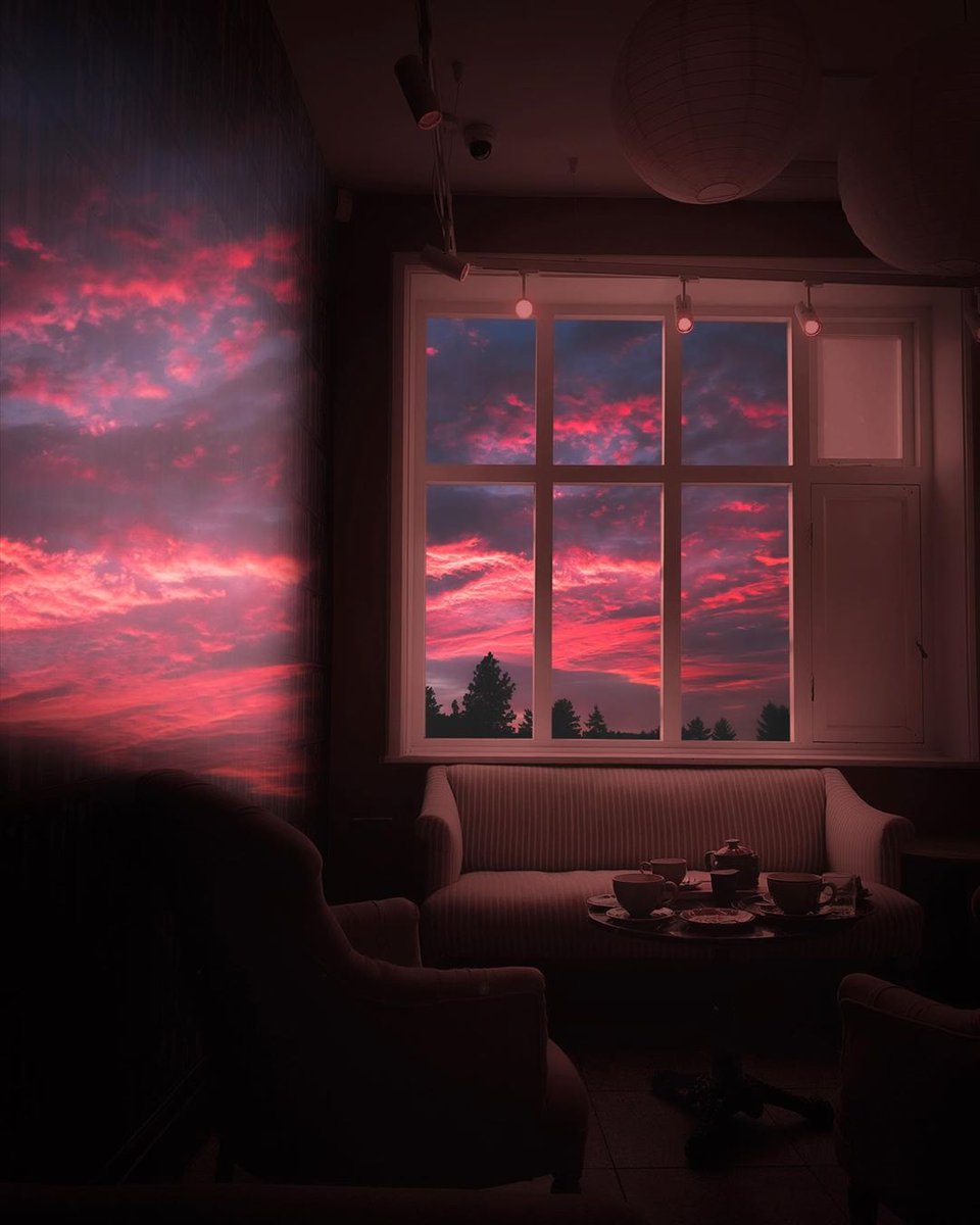 TheArtidote's tweet photo. I was always attracted not by some quantifiable, external beauty, but by something deep down, something absolute. Just as some people have a secret love for rainstorms, earthquakes, or blackouts, I liked that certain, undefinable something. —H Murakami / https://t.co/mFAN1brdwN https://t.co/cYt1bjFlY4
