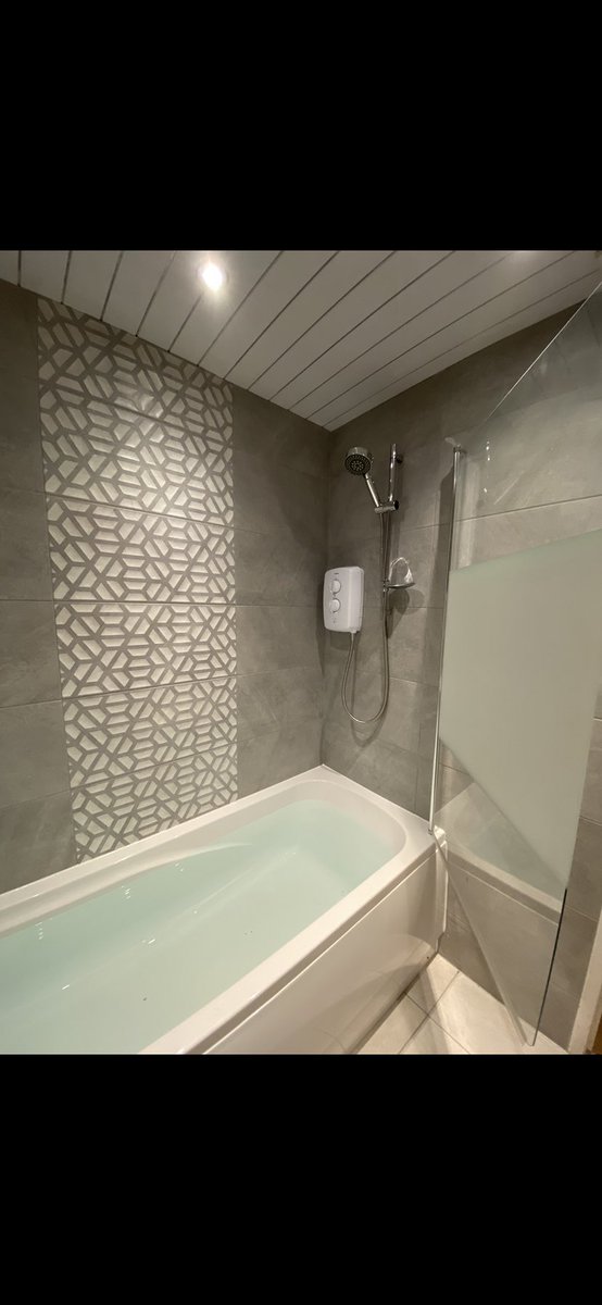 Goin to make a thread of some of the bathrooms av tiled and fitted over the last couple years in case anyone’s into that kinda hing