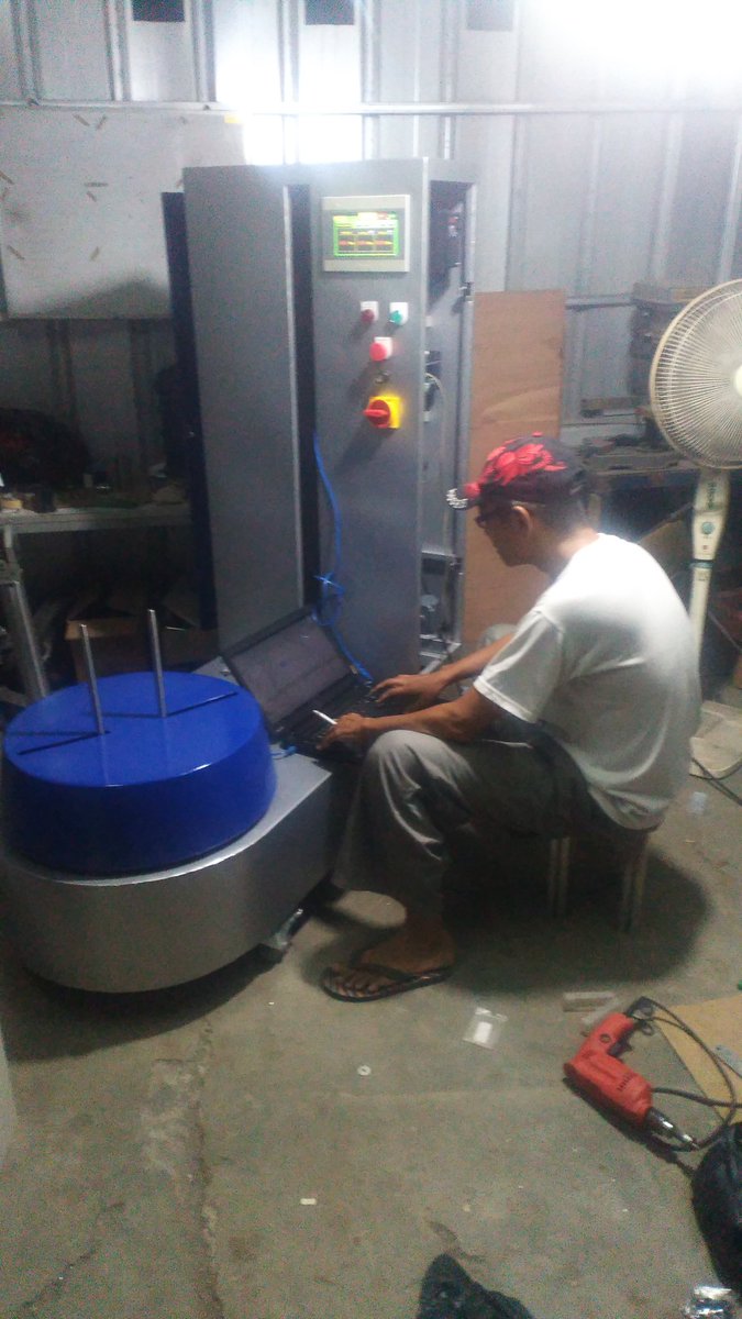 ConveyorId's tweet photo. Nauflieg automatic Pallet Wrapping Machine is done.
#Wrappingmachine
#AutomaticPallet
#NaufliegImdonesia
#Karyaanakbangsa
#Airport https://t.co/7DuUmjtX6m