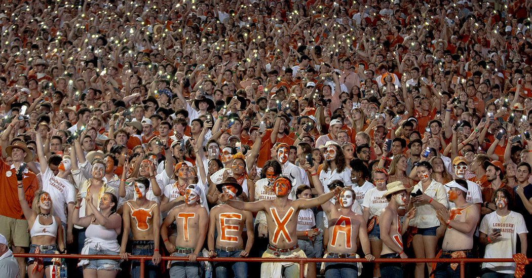 CoachOttoUF's tweet photo. Here’s what 4 years at Texas looks like. 

More than just football.

Hook ‘em🤘 https://t.co/DKaKtltYC5