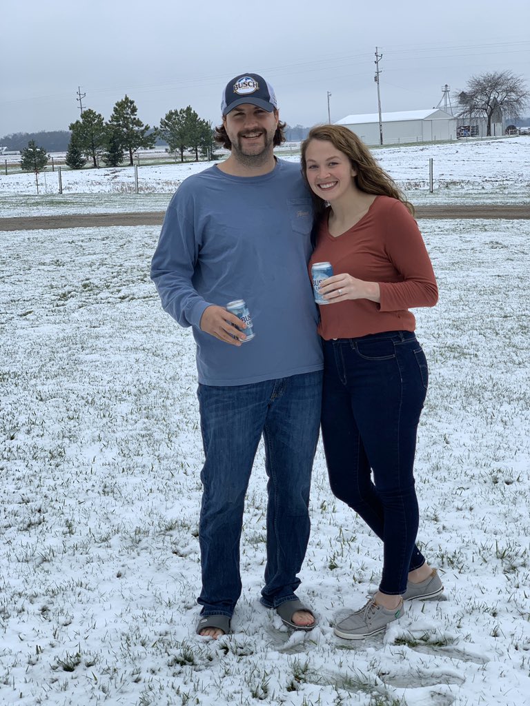 baileywolf_'s tweet image. It’s April. It’s snowing. There’s a pandemic. Can’t get married in May. August will have to do. Busch beer will get us through. #buschweddinggift #sweepstakes #5/16-&amp;gt;8/22