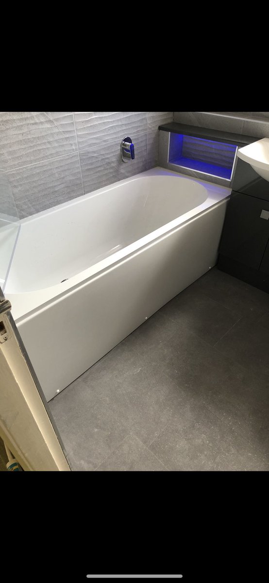 Goin to make a thread of some of the bathrooms av tiled and fitted over the last couple years in case anyone’s into that kinda hing