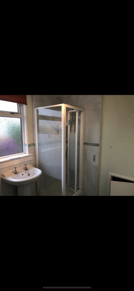 Goin to make a thread of some of the bathrooms av tiled and fitted over the last couple years in case anyone’s into that kinda hing