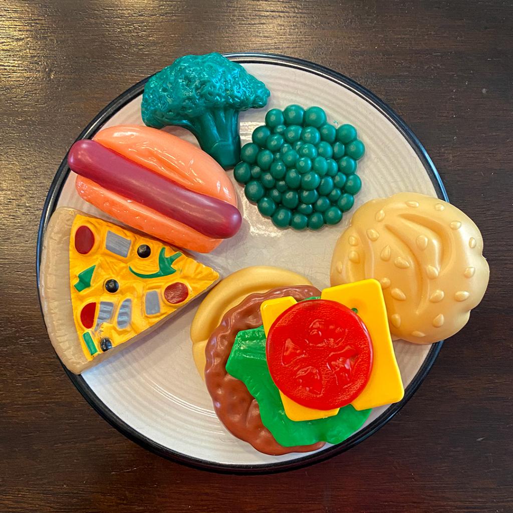 LGUS's tweet photo. #WFH life with LG. Yes, it tastes as good as it looks. #LunchFromHome
📷 : MAQ https://t.co/achAyQDgzk