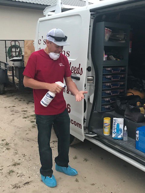 DocRestorations's tweet image. Our employees are practicing healthy social distancing plus taking multiple precautions to ensure the safety of our customers!