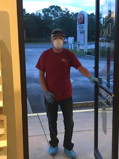 DocRestorations's tweet image. Our employees are practicing healthy social distancing plus taking multiple precautions to ensure the safety of our customers!