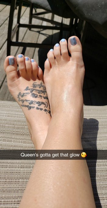 How y'all doin!? #feet #footfetish #feetpicsforsale https://t.co/IKtBLBzFk6<a href="/tag/feet"class="tags">#feet</a><a href="/tag/footfetish"class="tags">#footfetish</a><a href="/tag/feetpicsforsale"class="tags">#feetpicsforsale</a>