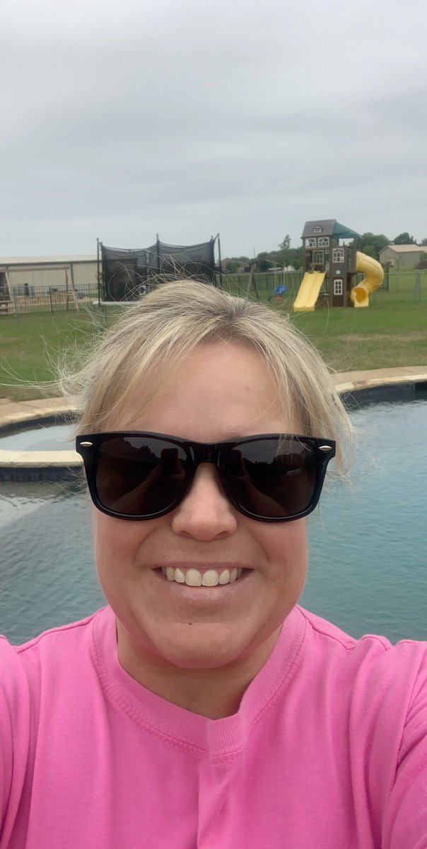 smithsecretary's tweet photo. Spring into the weekend! @BJ__Smith #VirtualSpiritWeek #Smithleopards https://t.co/A0vbHvPvHW