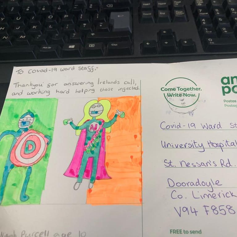leeshell1984's tweet image. Big thank you to Niamh,10 years old who sent this in to ward 3d today, brought a smile to all of our faces 😁