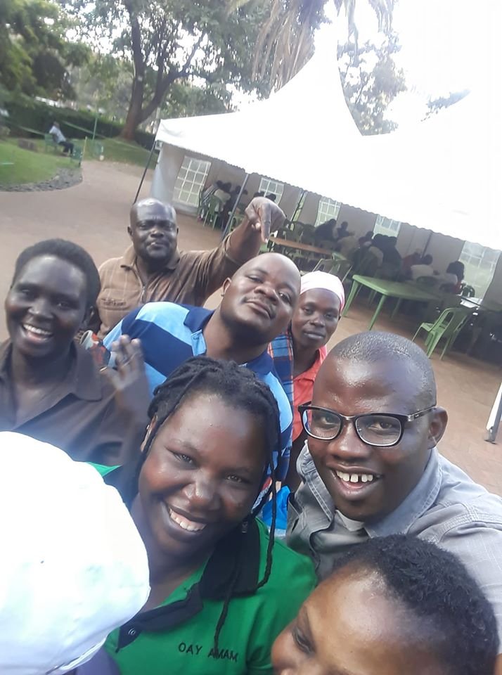 Mulembe_FM's tweet photo. Stress ya corona kando tujienjoyyy....#partytimee ni furahadeyiiiii na mzee ni weweeee....Stano ndio mimiii https://t.co/6Vx2VsBCLS