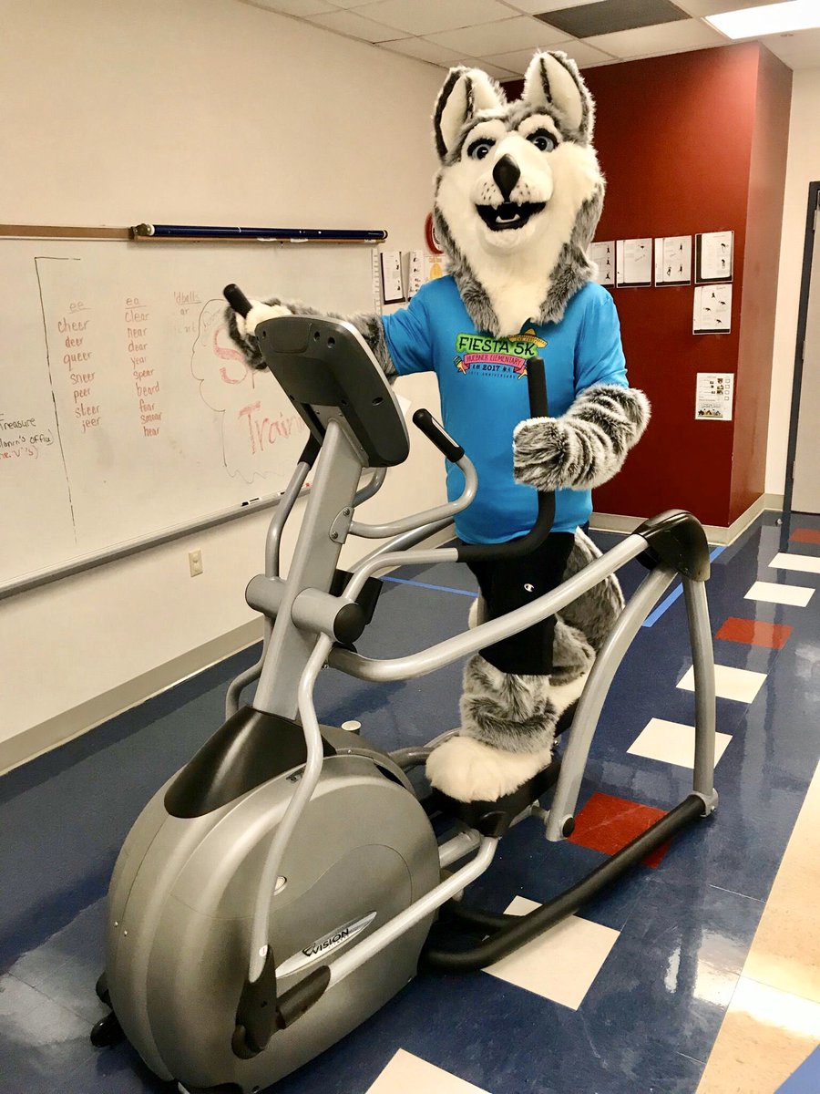 huebner_pta's tweet photo. Today’s training tip is ‘Cardio Exercise is Good for the Body’. Spirit knows that running, playing tag or playing a sport is a great way to have fun and keep the body healthy.  It’s also an awesome way to train for the Huebner #FiestaFunRunfromHome !
#TrainingwithSpirit https://t.co/zTdyqX695W