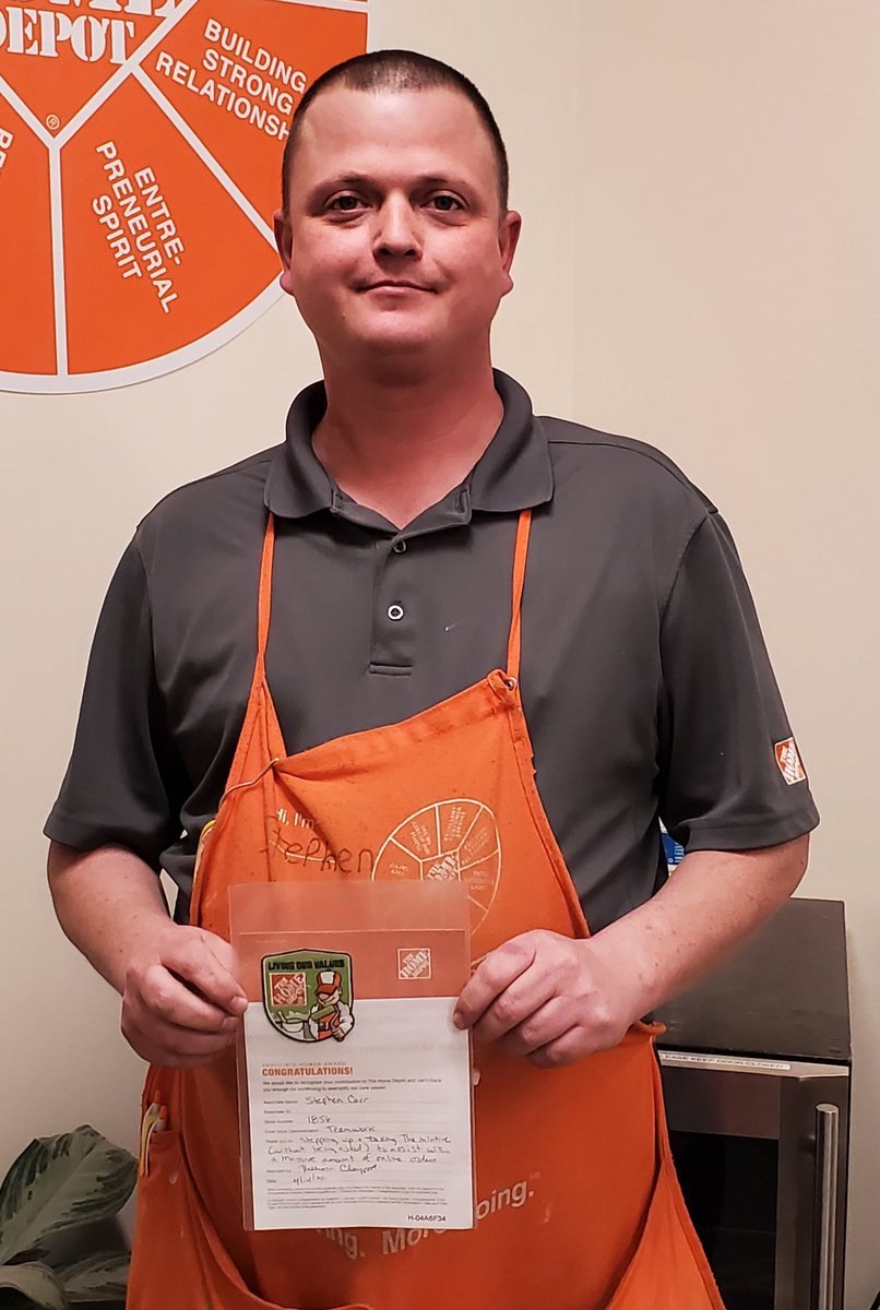Thank you Kevin &amp; Stephen by taking initiative to help with online orders.  Shout out to Cheryl and Paul for running curbside pickup!  Great job team! <a href="/dperry1400/">Daniel Perry</a> <a href="/JohnKopras/">John Kopras</a> @HOMEDEPOT1856 <a href="/aroc5088/">Andre Rocha</a> <a href="/KMTovey/">Keith Tovey</a>