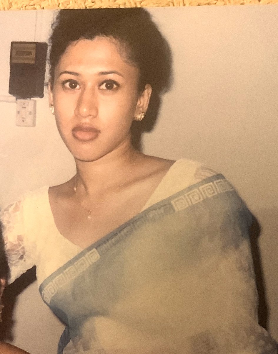 drshamamohd's tweet photo. Me at 22 & 46! https://t.co/WI0HIIBP40