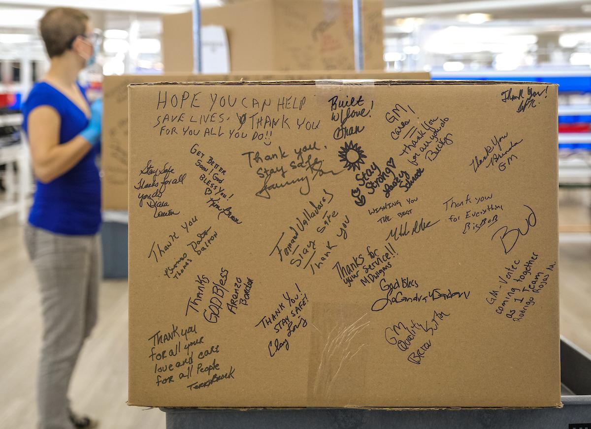 This box is filled with Ventec critical-care ventilators capable of helping those seriously ill with COVID-19. Signed by our employees in Kokomo, IN, this box and many more arrived at Chicagoland hospitals this morning. Learn more: s.gm.com/tj6w6