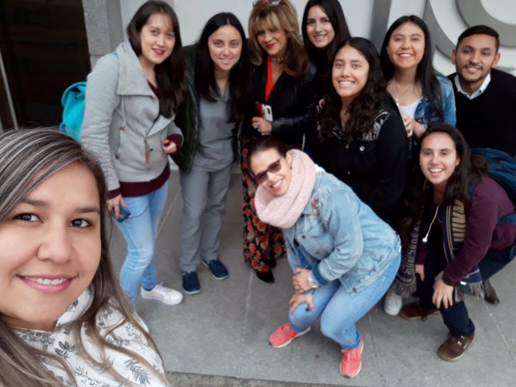 #TB de unos días de abril hace unos años, los lindos recuerdos y momentos nunca los olvida el 💗 Te enviamos un abrazo grande y muy buena vibra y energía <a href="/MaiteOficial/">Maite Perroni Fan Account</a>, al igual que a todos los que nos han acompañado siempre en este lindo camino 💛🙌🏼 Los queremos!