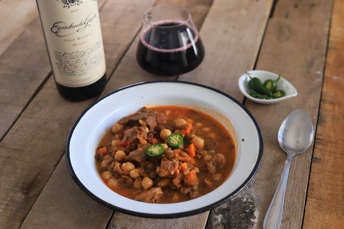 Matias Jurisich (@matiasjurisich) on Twitter photo Si este almuerzo no te da felicidad
¿Que es la felicidad?
Guiso de lentejas y un tremebundo <a href="/Escorihuelag/">Escorihuela Gascón</a> Gran Reserva Malbec para celebrar el #MalbecWorldDay
#DiaMundialDelMalbec #MalbecArgentino Si este almuerzo no te da felicidad
¿Que es la felicidad?
Guiso de lentejas y un tremebundo <a href="/Escorihuelag/">Escorihuela Gascón</a> Gran Reserva Malbec para celebrar el #MalbecWorldDay
#DiaMundialDelMalbec #MalbecArgentino