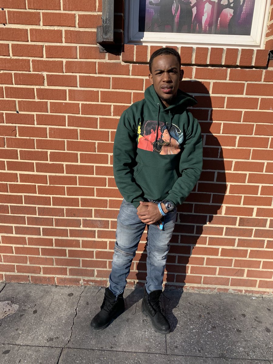 forevabackend1's tweet photo. You better get on my level go ask bout the youngan they know that I'm pressure 💪🏽✨#longliveJefe💙🙏🏽 #103foreva💔🖤 #freedareal🔓 #4evaBEY💔 https://t.co/X7D46Wairx