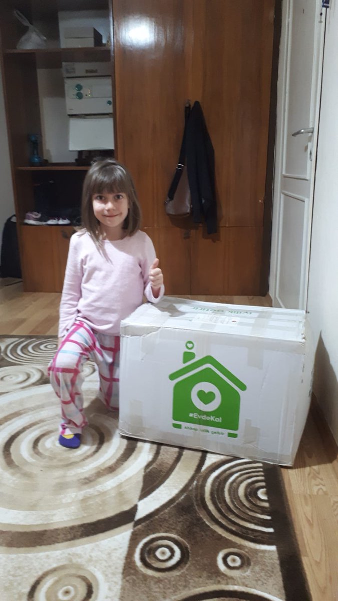 EmelSevimli5's tweet photo. @haluklevent abi. Allah razi olsun senden ve ahbap ekibinden. Cok  tesekkur ederiz💚 https://t.co/zBR6iwzU5g